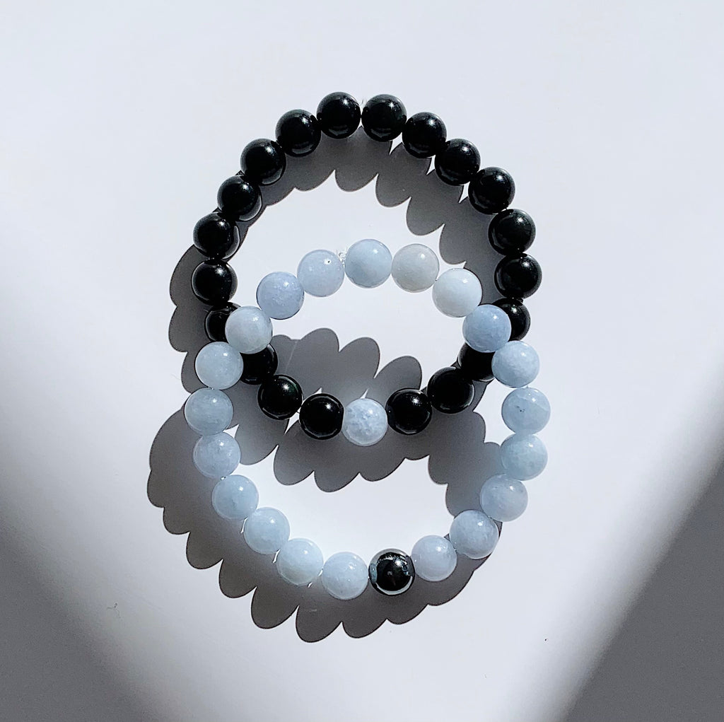 'U + I' bracelet set
